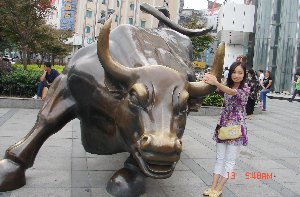 东莞铸铜雕塑，广场雕塑，铜牛雕塑