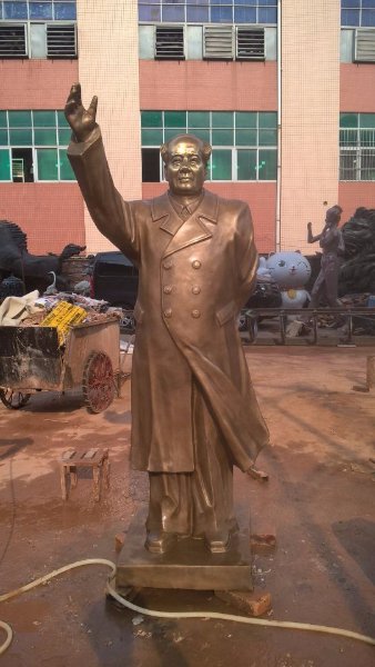 毛主席雕塑